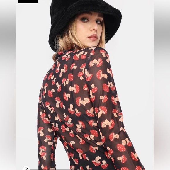 Dangerfield Tops - Dangerfield Mushroom Mesh Top Women’s Size 8